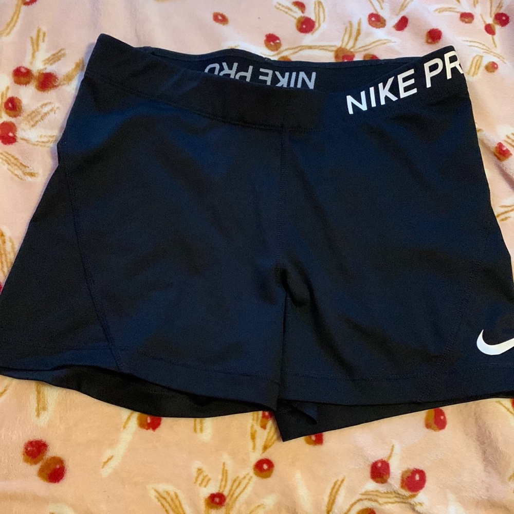 Nike pro workout